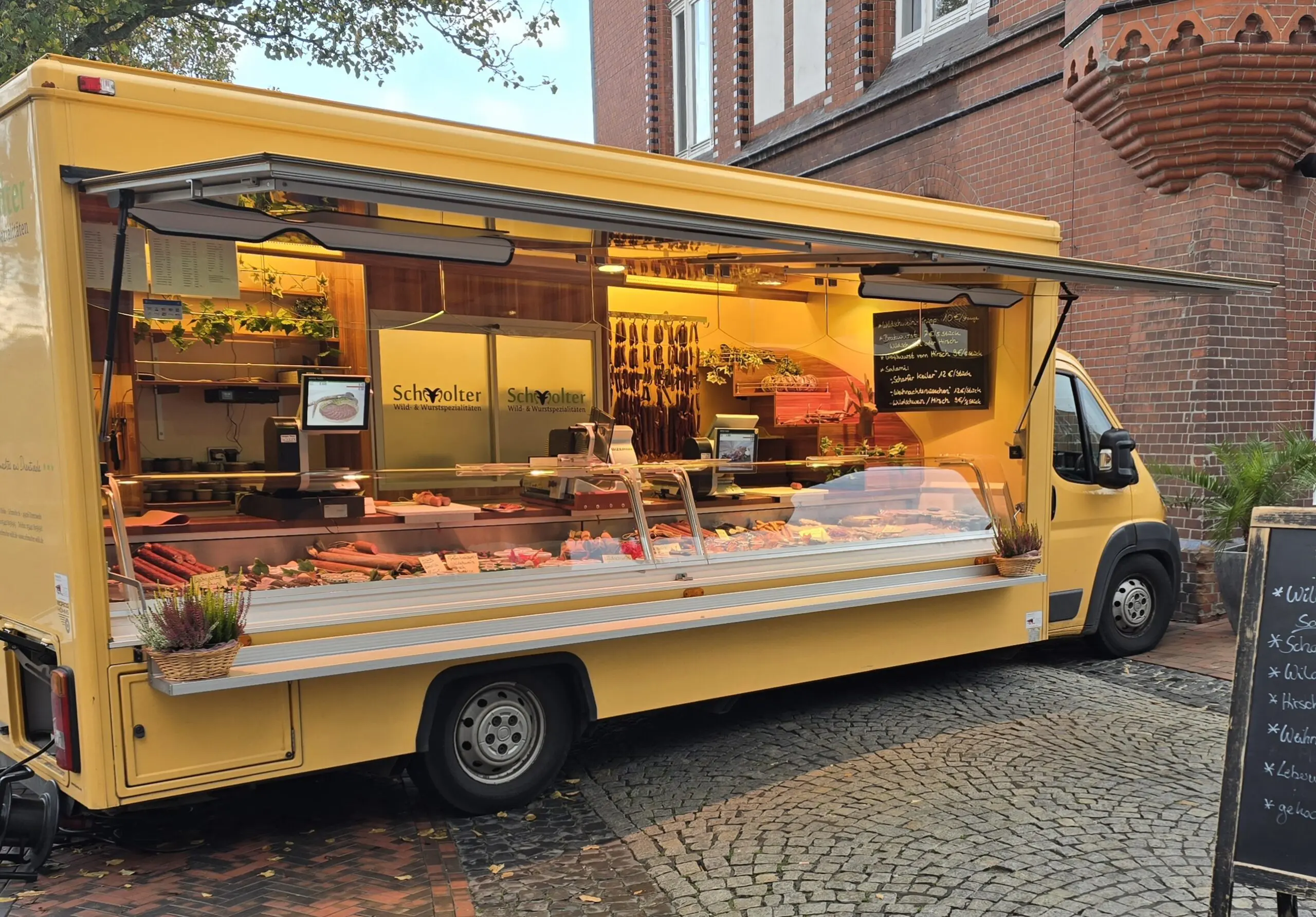 Verkaufswagen von Gunnar und Viveka Dieke